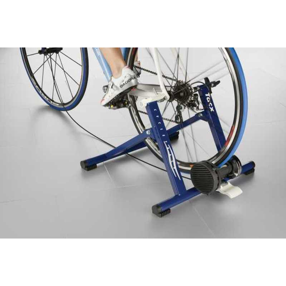 Можно ставить велосипед на. Велотренажер Tacx Speedbraker. Станок Tacx Black track. Tacx Blue Twist t2675. Велостанок Элит.