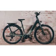 CUBE KATHMANDU HYBRID C:62 SLT 400X STELLAR´N´ORIGANOGREEN - 2025 - TREKKING ELEKTROMOS KERÉKPÁR - EASY ENTRY 46 CM