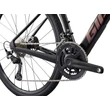 Giant Revolt Advanced 2 Carbon 2025 Férfi Gravel Kerékpár