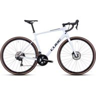CUBE ATTAIN GTC RACE FLASHWHITE´N´BLACK 2023 FÉRFI ORSZÁGÚTI KERÉKPÁR