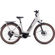 CUBE TOURING HYBRID PRO 625 EASY ENTRY PEARLYSILVER´N´BLACK 2023 UNISEX ELEKTROMOS TREKKING KERÉKPÁR