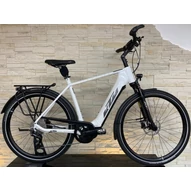 KTM MACINA TOUR CX610 METALLIC WHITE(BLACK+ORANGE) 2022 FÉRFI ELEKTROMOS TREKKING KERÉKPÁR